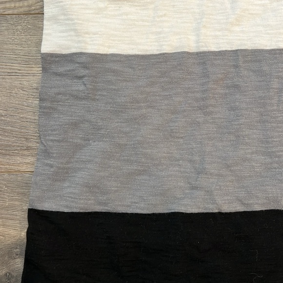 Bohme Women’s Color Block Tank Top - Picture 2 of 2